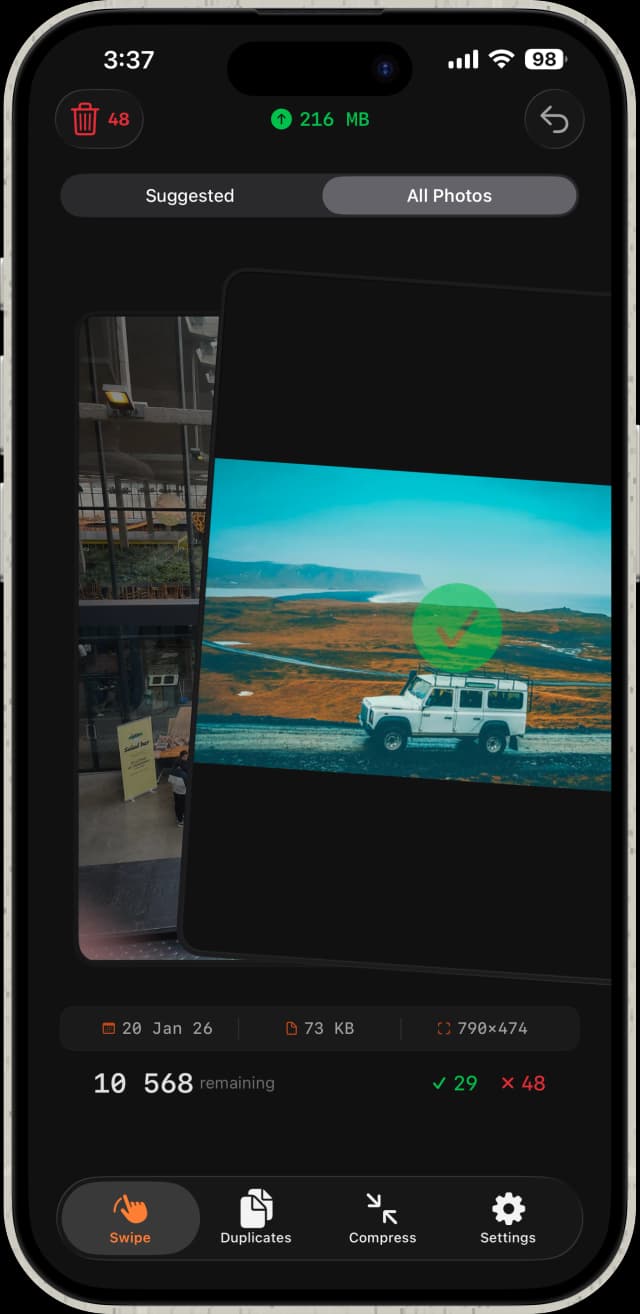 Cura app screenshot showing photo cleanup interface
